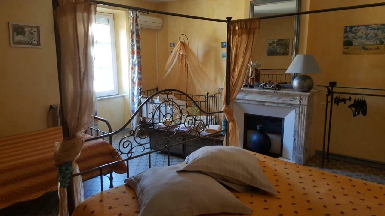 La Maison De Josepha 호텔 Ferrals-lès-Corbières 외부 사진